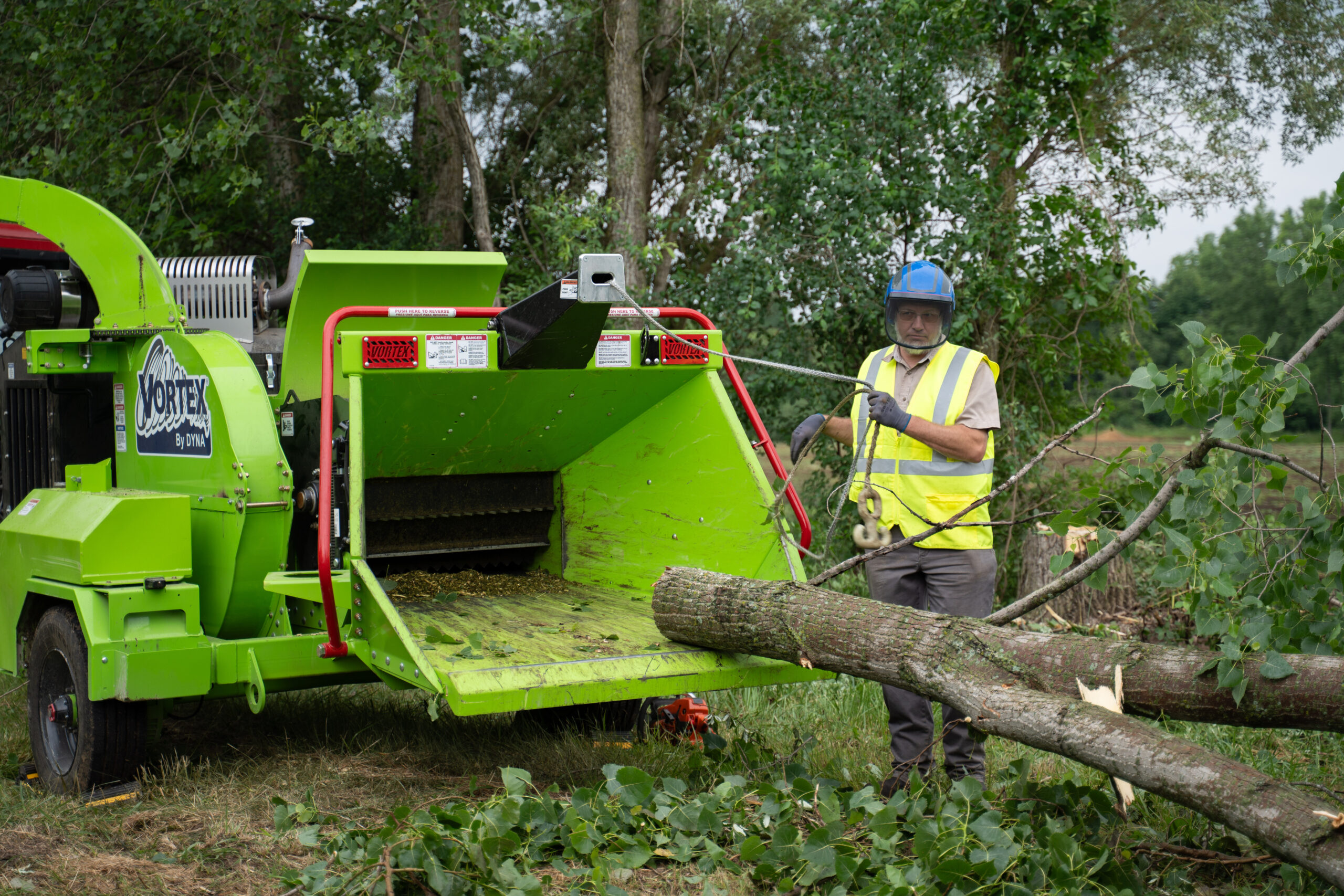 V15-32 Wood Chipper in Action